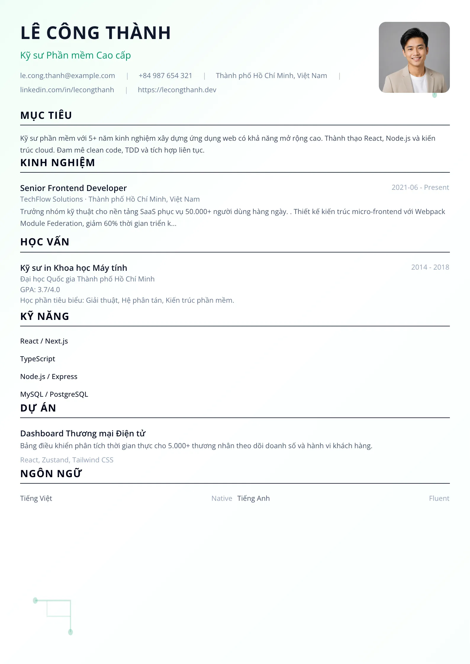 Code Classic 03 resume template preview
